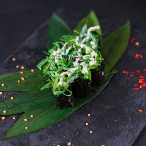 Гункан с чукой 6 шт.