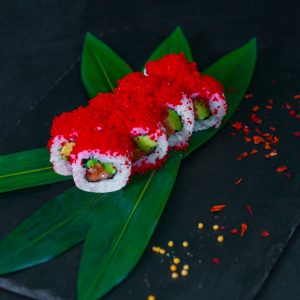 Калифорния с лососем в икре