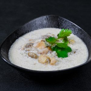 Сливочная уха с белыми грибами